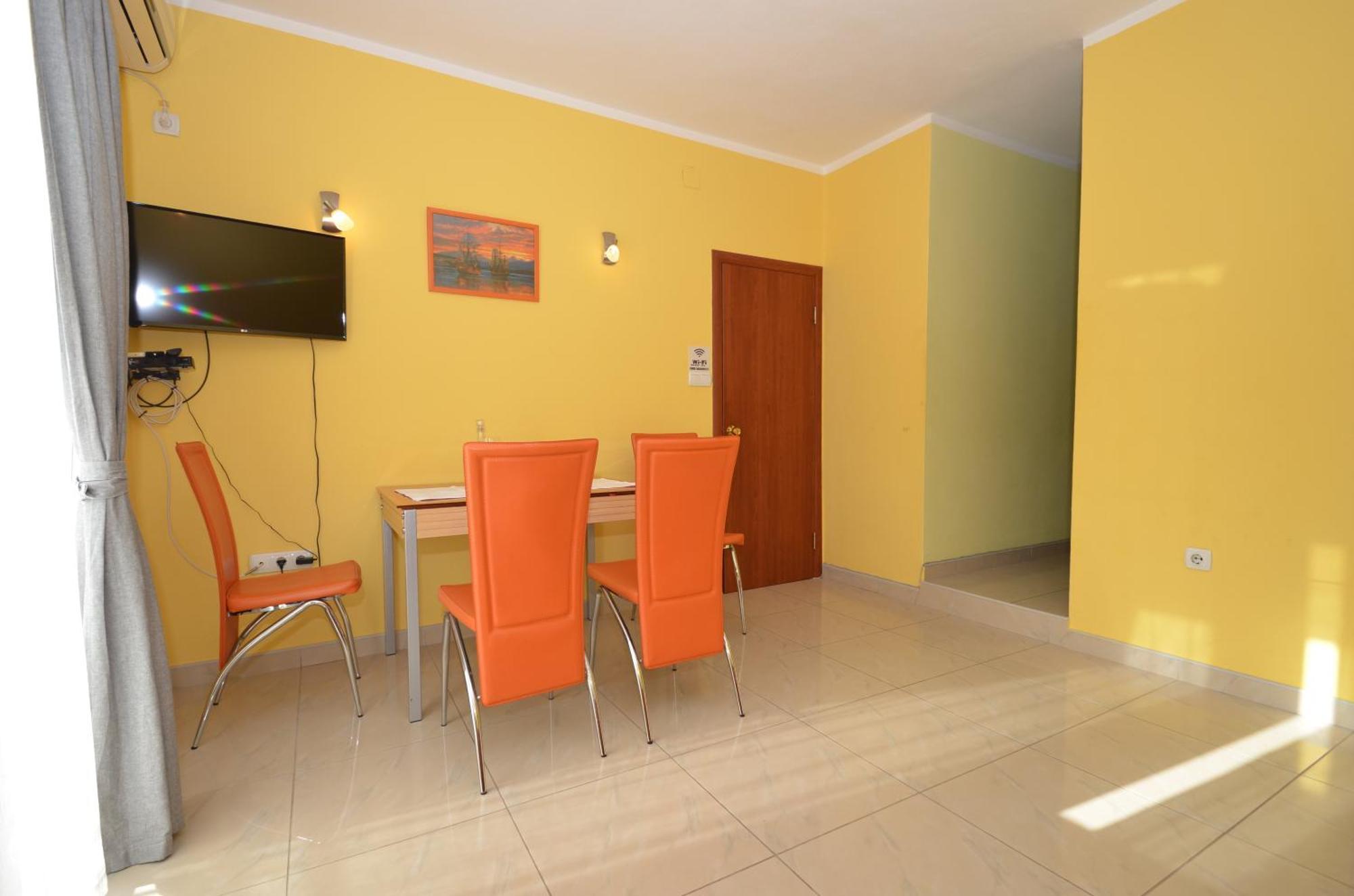 Apartments Dinko Zifra Tivat Rom bilde