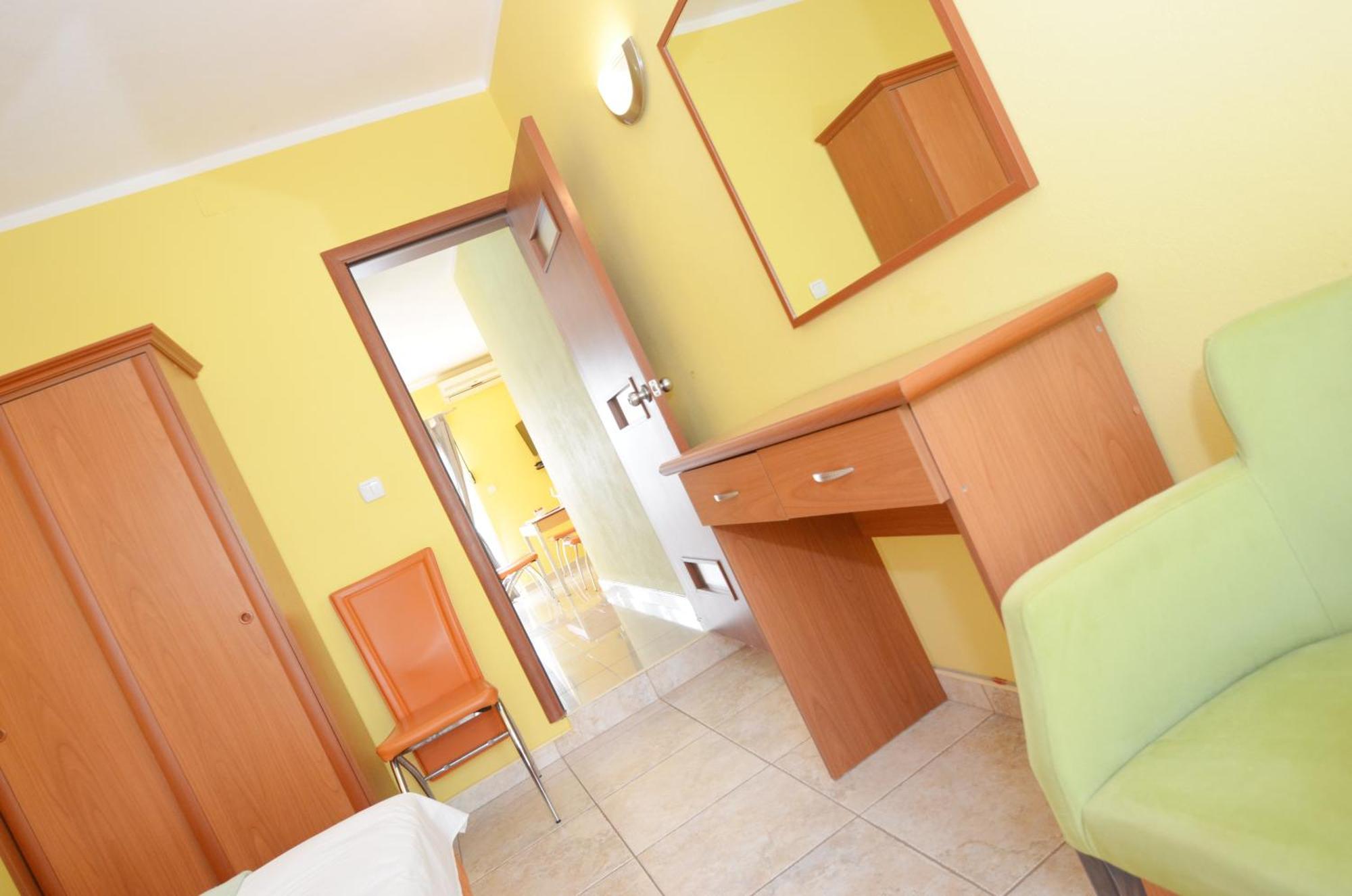 Apartments Dinko Zifra Tivat Rom bilde