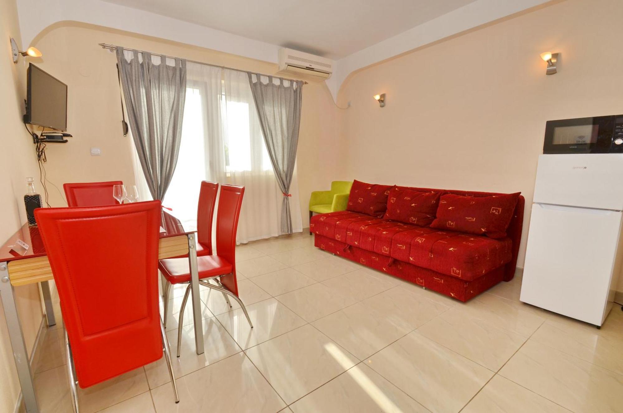 Apartments Dinko Zifra Tivat Rom bilde