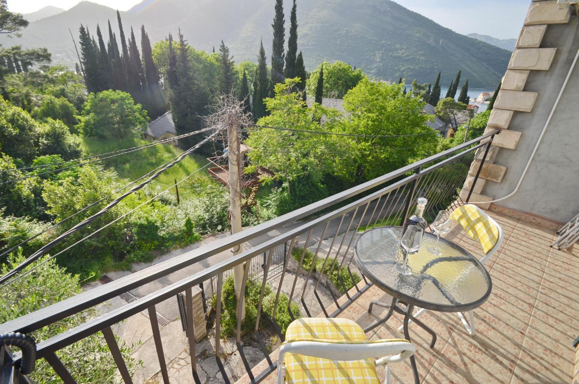 Apartments Dinko Zifra Tivat Eksteriør bilde
