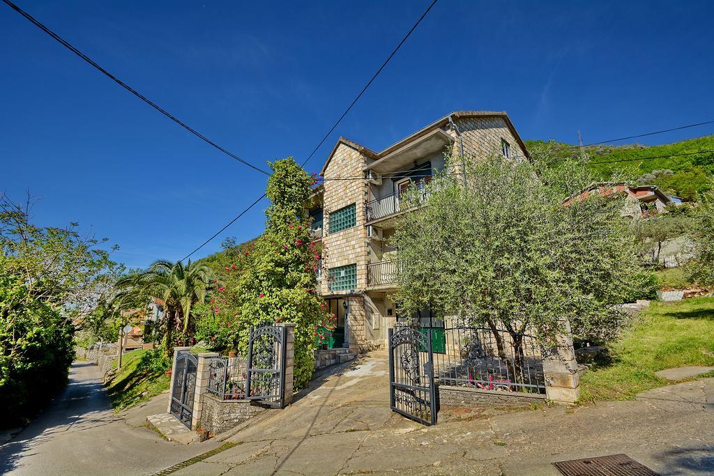 Apartments Dinko Zifra Tivat Eksteriør bilde